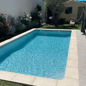  Appartement Madhi - Piscine Privee France